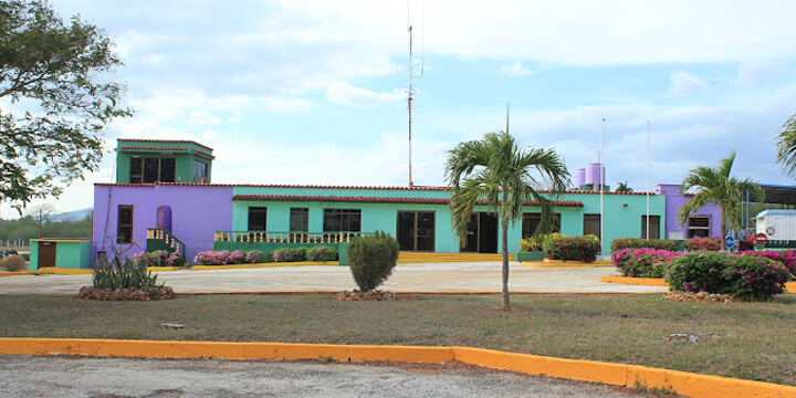 Alberto-Delgado Airport