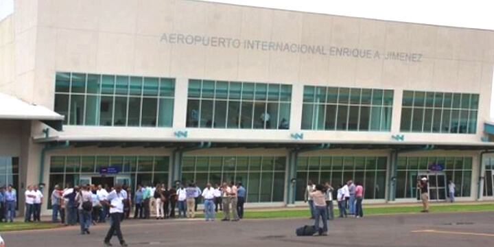 Shanghai Pudong International Airport 