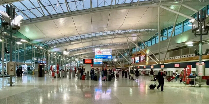 Sydney Kingsford Smith Airport (SYD)