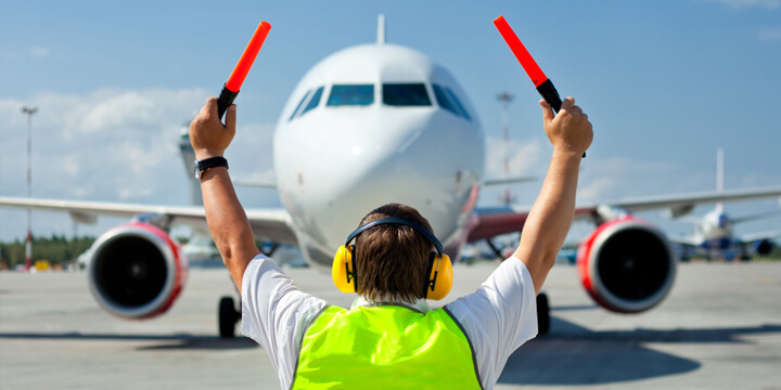  Presidente Carlos Ibáñez International Airport (PUQ)