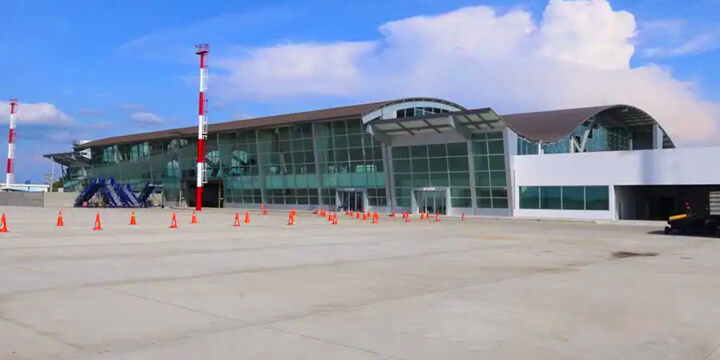 Eloy Alfaro International Airport (MEC)