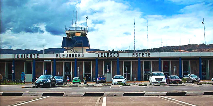 Alejandro Velasco Astete International Airport (CUZ)